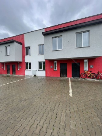 Таунхаус зданий в експлуатацію рн Мальованка - фото 1