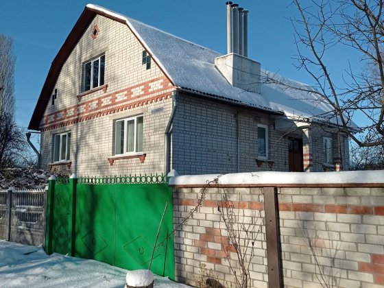 Помешкання біля лісу на Старій Подусівці. Є-ВІДНОВЛЕННЯ. Чернігів