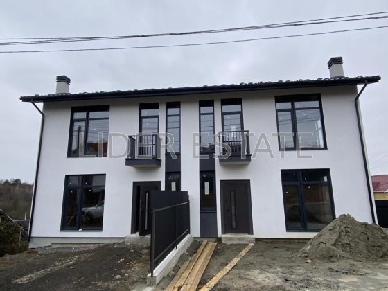 "Продаж таунхауса в Ужгороді - 3 кімнати, 80 м². ЄОселя та інші прогр. Ужгород