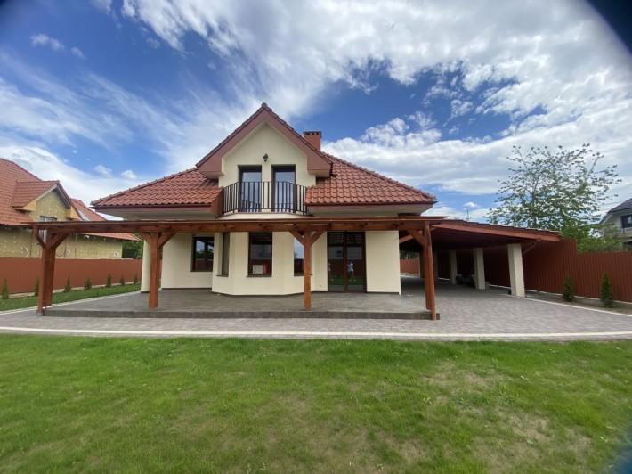 Продаж будинку з новим ремонтом - фото 1