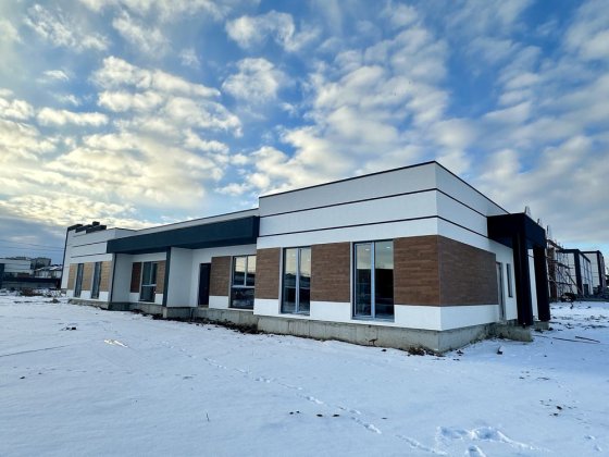 Котеджі з міськими комунікаціями . Від Забудовника Ровно