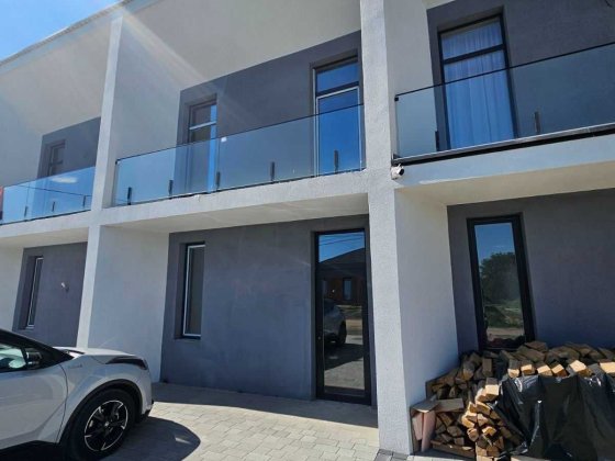 Продаж таунхаусу на тихій вулиці Ужгород