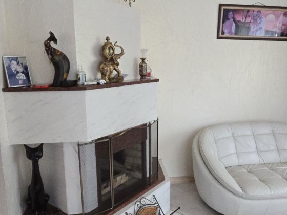 Якісний будинок на Ближній Роші (район клубу) Чернівці