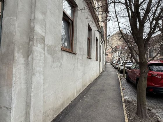 Продаж частини будинку на Волошина Ужгород