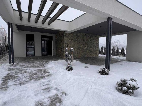 Одноповерховий будинок у престижному районі Роша поруч вул Горіхівська Черновцы