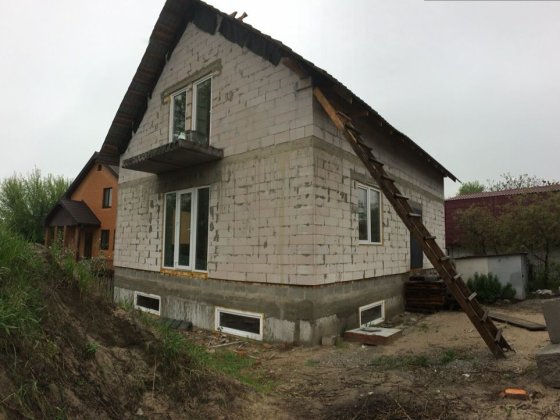 Продам Будинок Садова 37 метро Славутич Киев