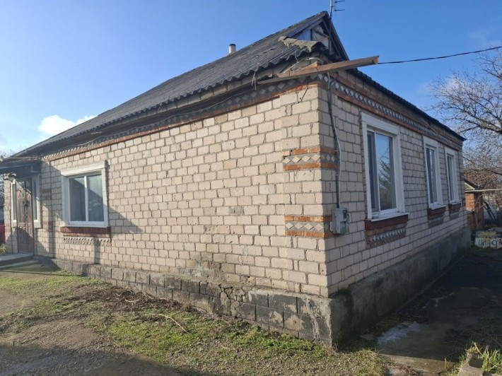 Будинок в районі  районної лікарні - фото 1