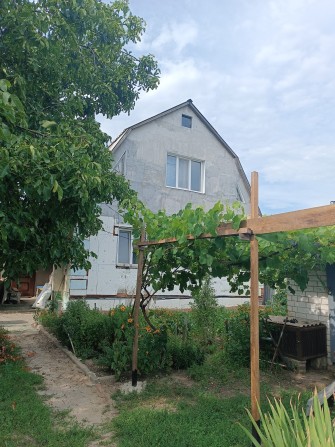 Продам 2х этажный дом цент Бабаи - фото 1