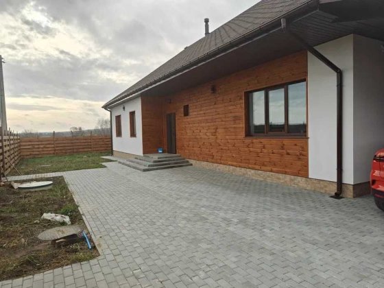 Продам современный, теплый дом, площадью 124 м2 в поселке Бабаи(5438) Бабаї