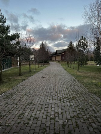 Продам коттедж усадьбу имение Васищево вдоль реки на 2 гектарах земли - фото 1