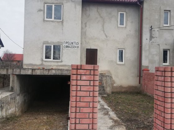 Будинок на Київській  (ціна договірна) Дунаївці