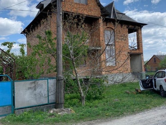 Продається 2х пов цегляний, Хмельн обл смт. Летичів, вул. Руданського Летичів