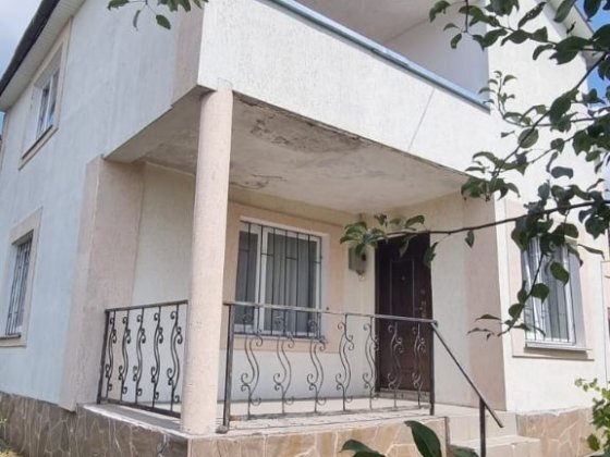 Просторий та затишний будинок, велика ділянка 42522 Стуфчинцы