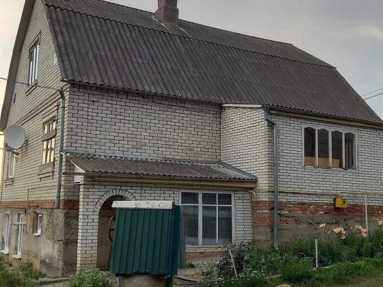 Продам будинок Хмельницька обл. газ,вода,світло Деражня