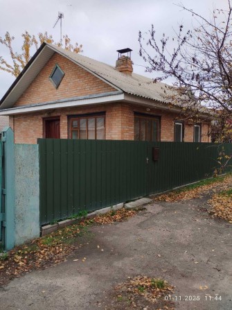 Півбудинку в с. Червона Слобода. вул.Небесної Сотні. 56 м. 8.5 сот. - фото 1