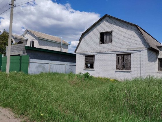 Будинок поруч Черкас. с.Р.Поляна. 106 м. 15 сот. Недобудований. Руська Поляна