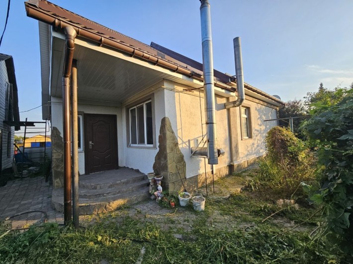 Будинок в центрі міста - фото 1