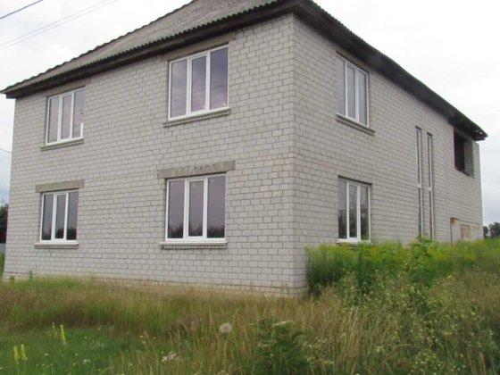 Продаж будинку поблизу міста Руська Поляна