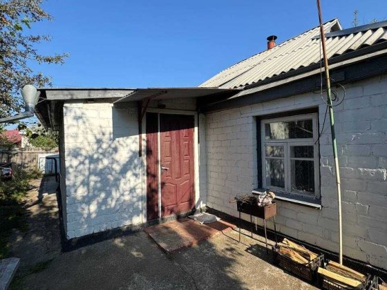 Продається півбудинку в центрі міста Корсунь-Шевченківський! Корсунь-Шевченковский