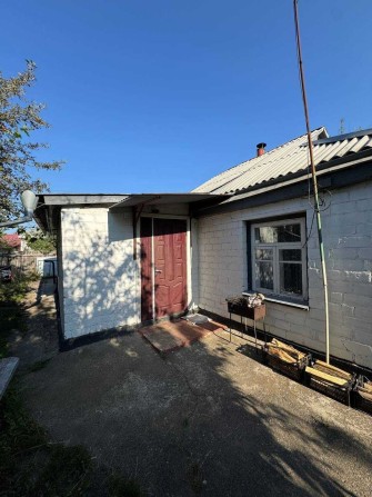 Продається півбудинку в центрі міста Корсунь-Шевченківський! - фото 1