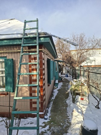 Продам частину будинку в с. Червона Слобода - фото 1