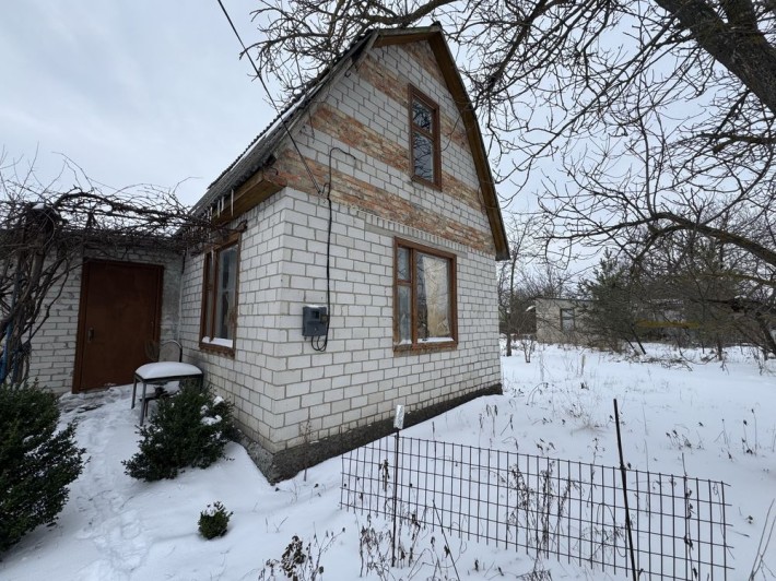 Затишний дачний будинок у с. Благодатне - фото 1