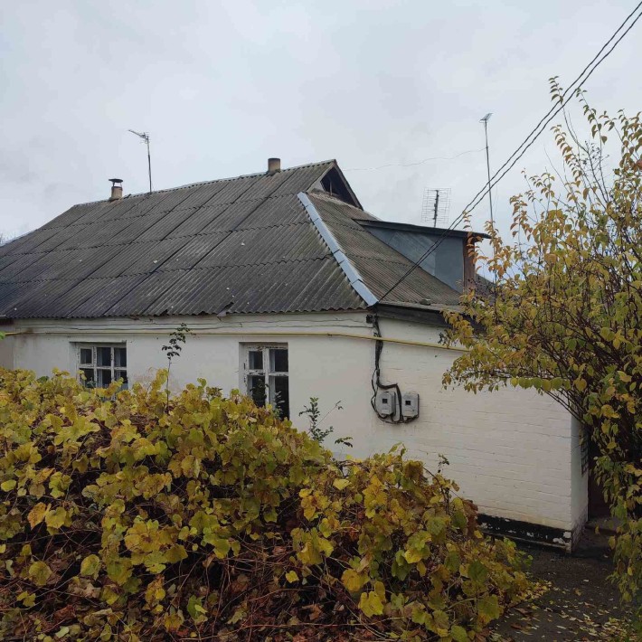 Продам 2- кімнатну квартиру в приватному будинку  в місті Шпола - фото 1