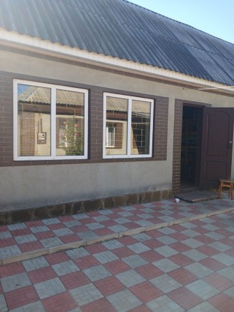 Пропонуємо до продажу затишний та гарний будинок у м.Шпола - фото 1