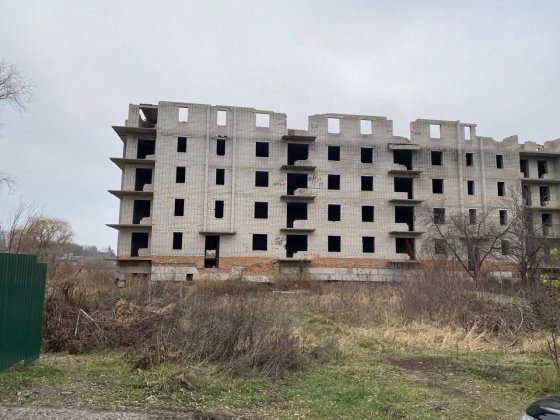 Продаж багатоповерхового будинку Шпола