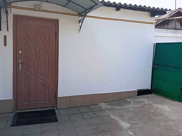 Продам пів будинку в центрі міста - фото 1