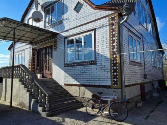 Продаж будинку в с.  Мошни Мошны