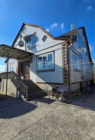Продаж будинку в с.  Мошни - фото 1