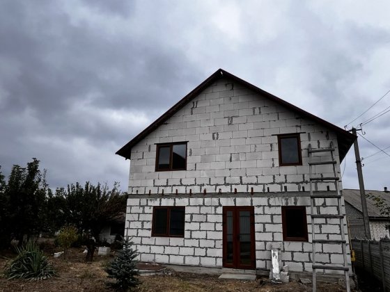 Терміново! Двоповерхова новобудова, центр міста