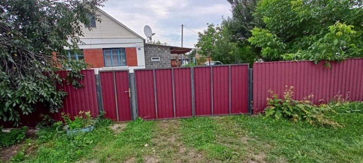 Продаж будинку в селищі Лисянка Звенигородського району Черкаської обл - фото 1