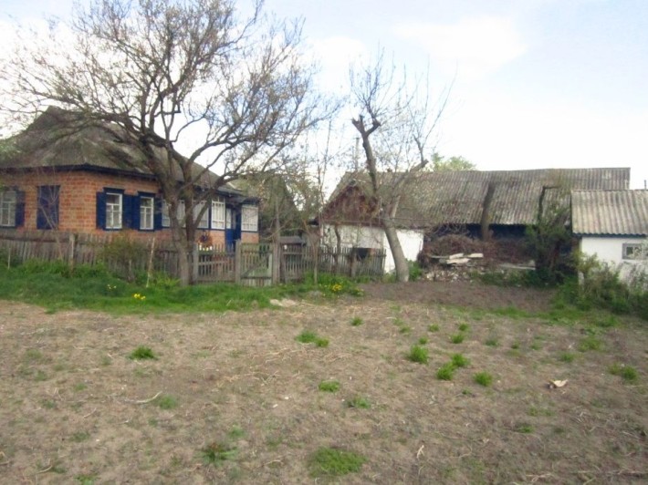 Продам будинок в с. Яснозір'я Черкаської обл - фото 1
