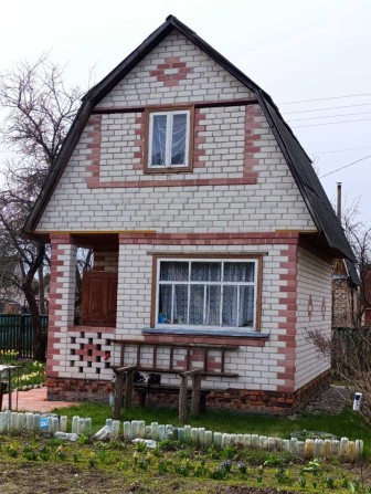 Доглянута дача  поруч з лісом! - фото 1