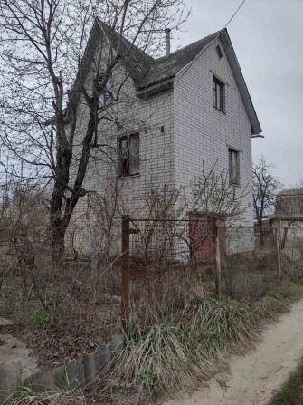 Дача у Березанці, 3-х поверхова - фото 1