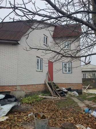 Будинок, Подвір'я,  Дворище - фото 1