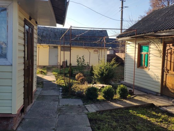 Продаж будинку м.Мена Мена