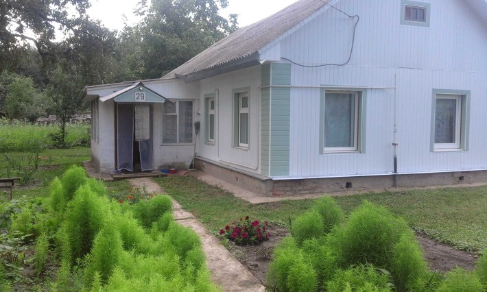 Продам будинок у місті Мена вул. Виноградна з ділянкою 12 соток - фото 1