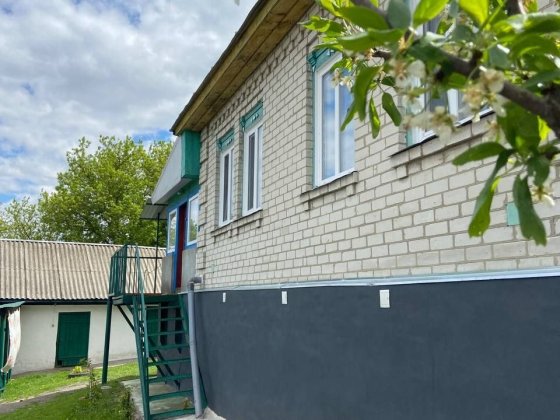 Продам дом Новгород - Северском, СВЕТ НЕ ОТКЛЮЧАЮТ! Новгород-Северский