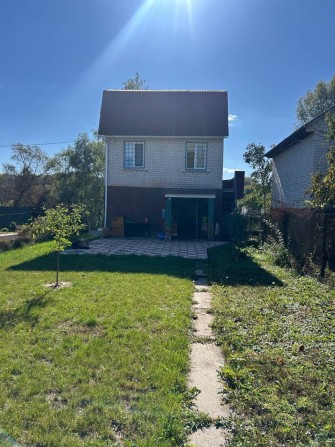 Сучасний гарний садовий будинок біля озера YV - фото 1