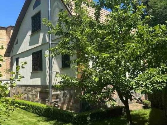 Будинок з садом  Оболонь озеро Міністерка дача хутір Редьки Київ