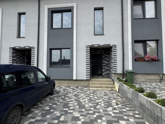 Дослідна станція зданий в експлуатацію будинок Черновцы