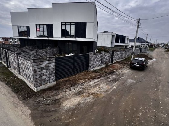 Продаж котеджу на Щасливому з готовністю 60% та можливістю розтермінув Рівне