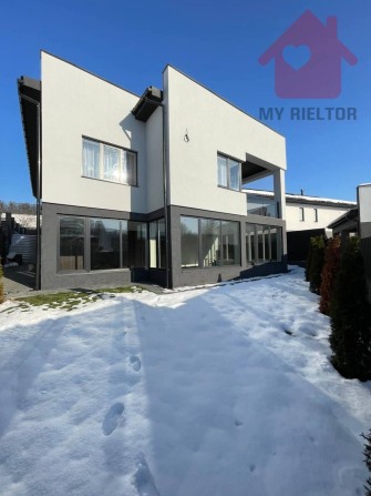 Продаж будинку р-н Червениця м.Ужгород - фото 1