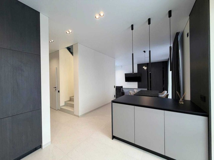 Продам неймовірно красивий котедж на Щасливому!!! - фото 1