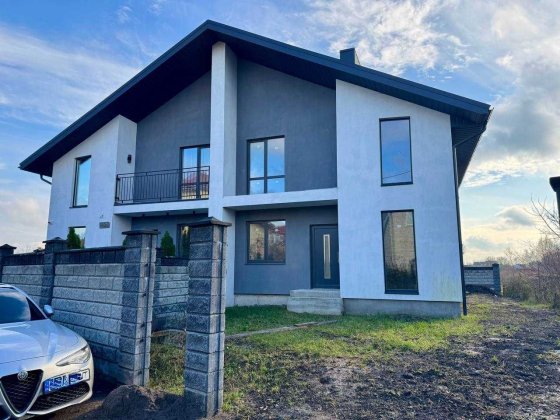 Продаж готового котеджу з ділянкою в Новому Дворі Рівне