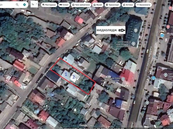 Будинок (дуплекс) в центрі міста, можливий продаж 1/2 будинку Чернівці