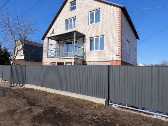 Продаж сучасного 3-поверх будинку в р-ні Бобровиця біля річки Десна Чернігів